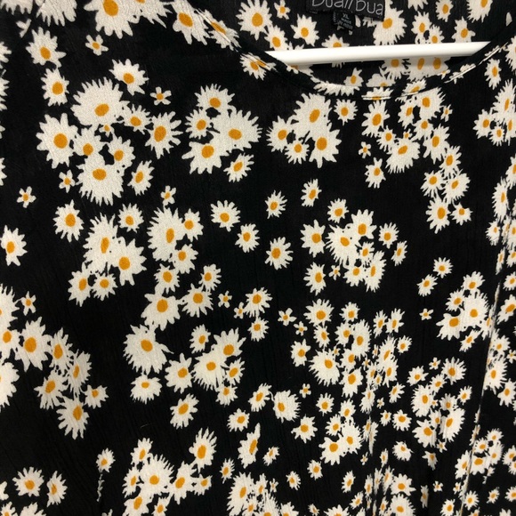 Floral slightly cropped top - Picture 6 of 6